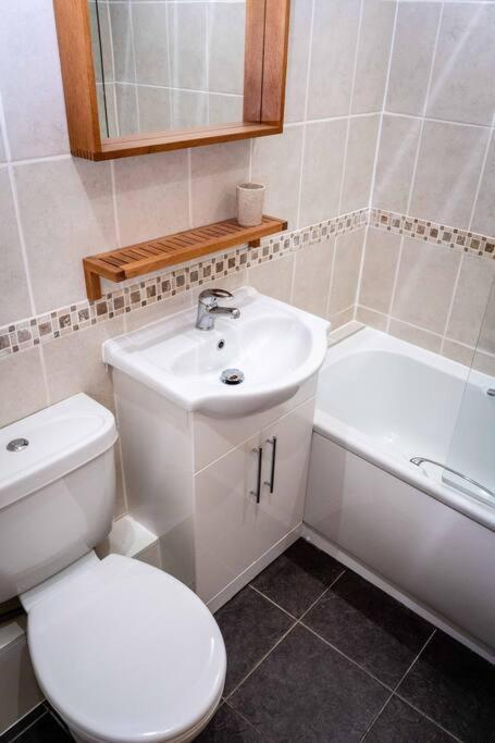Апартаменты Charming 1-Bed Southside Flat In Great Location Глазго Экстерьер фото