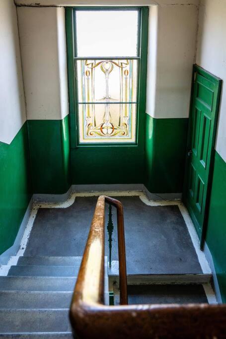 Апартаменты Charming 1-Bed Southside Flat In Great Location Глазго Экстерьер фото